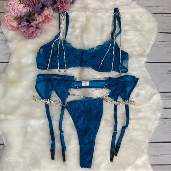3 Pcs Blue Crystal Bra Panties Garter Lingerie Set - Picture 5 of 12